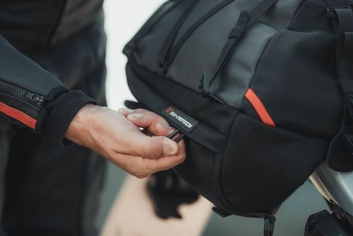 product item large slide