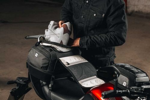 product item large slide