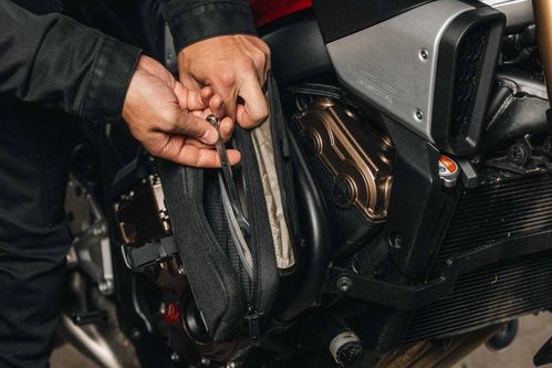 product item large slide