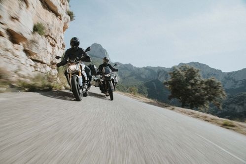 product item large slide