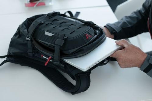 product item large slide