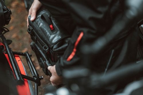 product item large slide