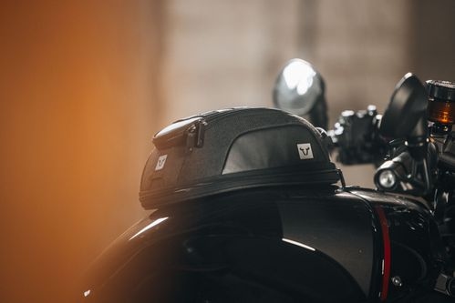 product item large slide