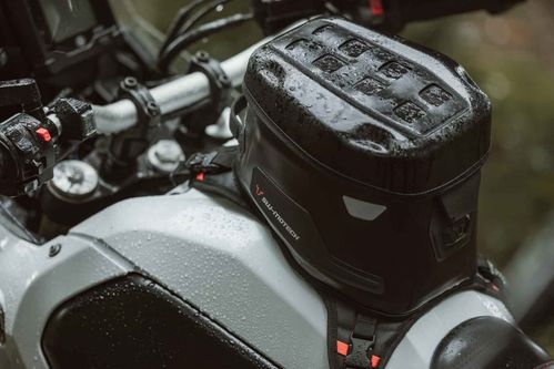 product item large slide