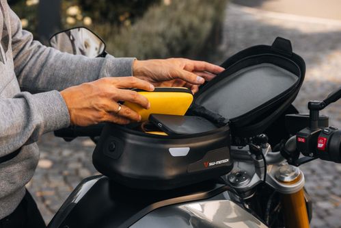 product item large slide