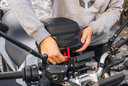 product item large slide