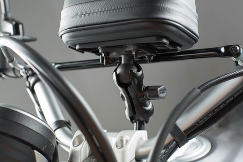 product item large slide