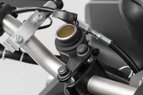 Zigarettenanzünder-Steckdose mit Kabelbaum