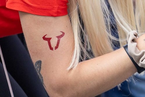 product item large slide