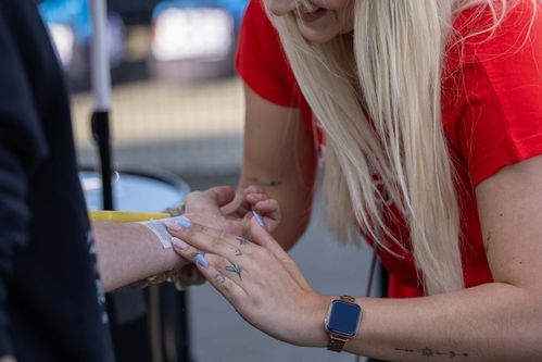 product item large slide