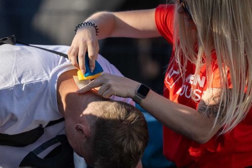 product item large slide